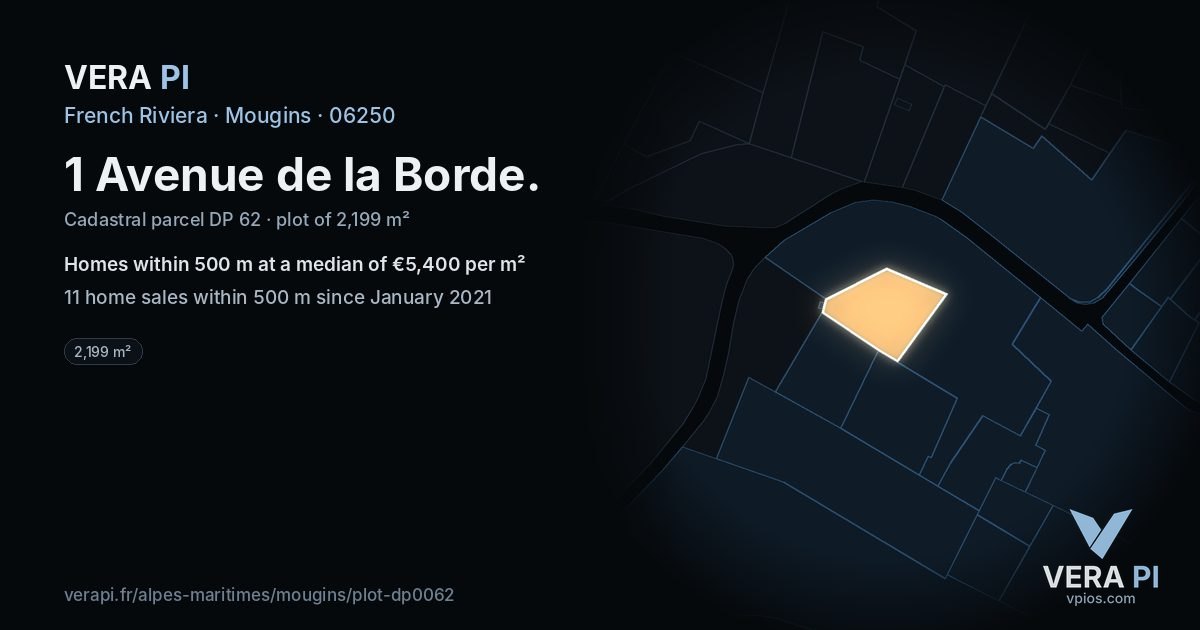 1 Avenue de la Borde, Mougins at night – the plot lit, the parcels around coloured by the prices near them