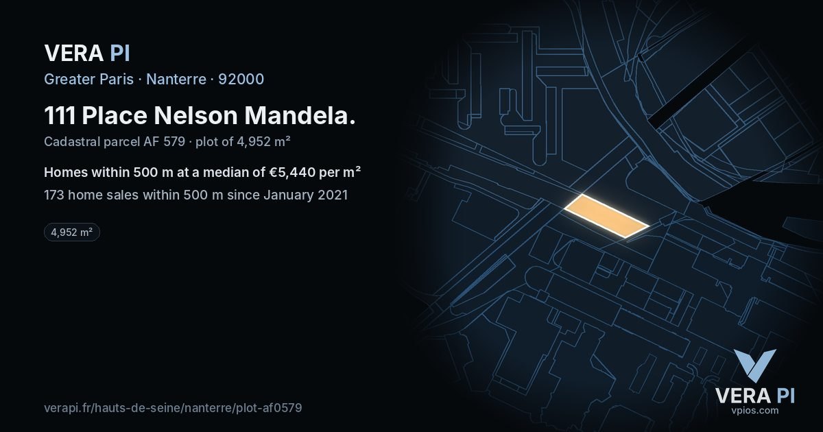 111 Place Nelson Mandela, Nanterre at night – the plot lit, the parcels around coloured by the prices near them