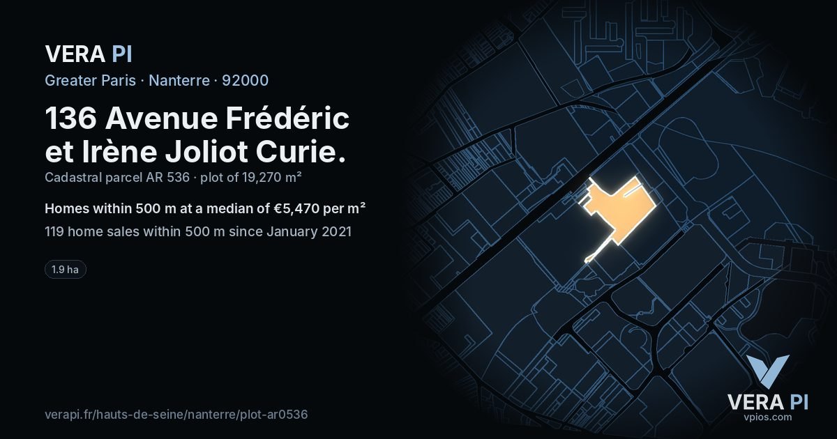 136 Avenue Frédéric et Irène Joliot Curie, Nanterre at night – the plot lit, the parcels around coloured by the prices near them