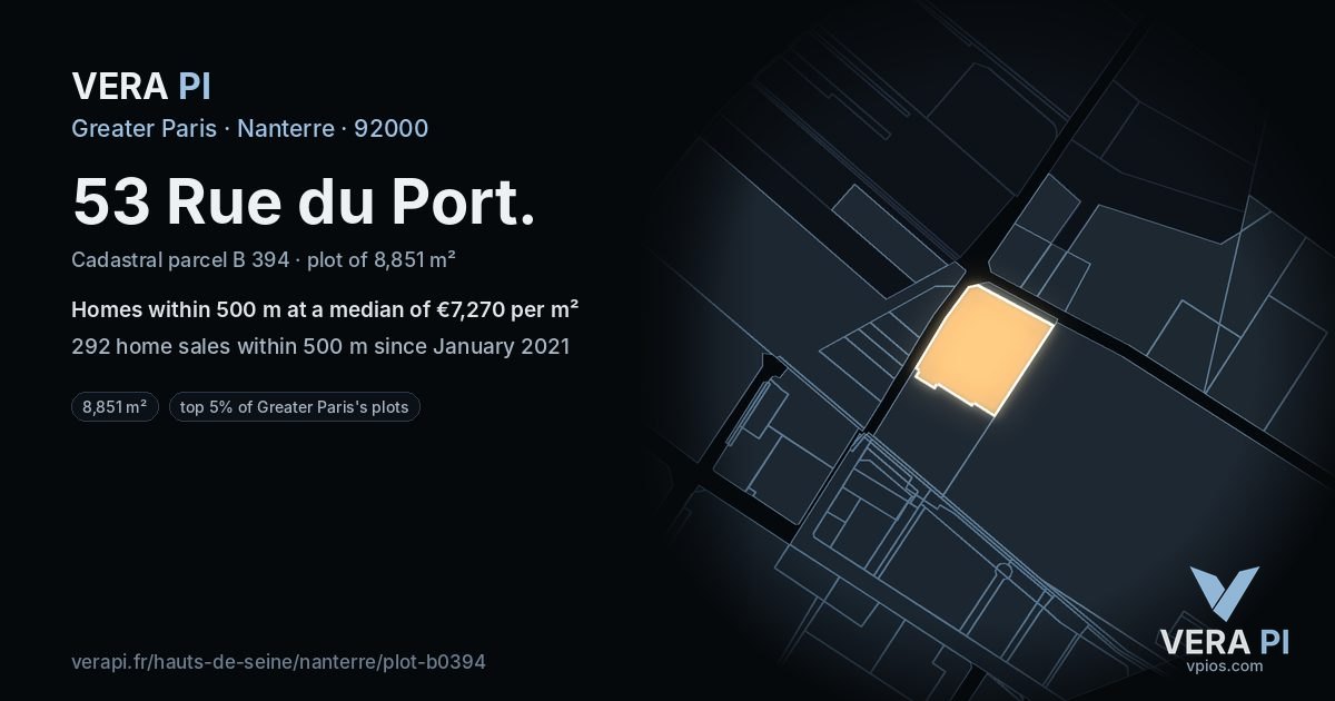 53 Rue du Port, Nanterre at night – the plot lit, the parcels around coloured by the prices near them