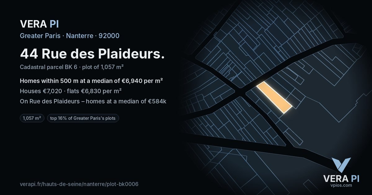 44 Rue des Plaideurs, Nanterre at night – the plot lit, the parcels around coloured by the prices near them