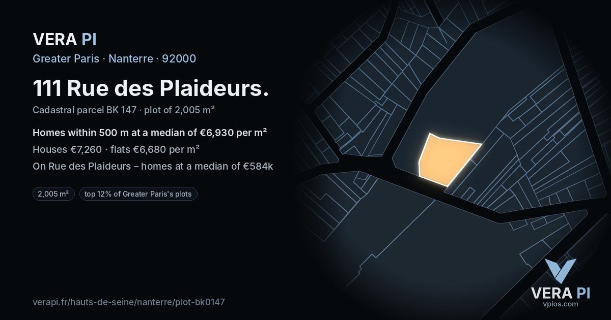 111 Rue des Plaideurs, Nanterre at night – the plot lit, the parcels around coloured by the prices near them