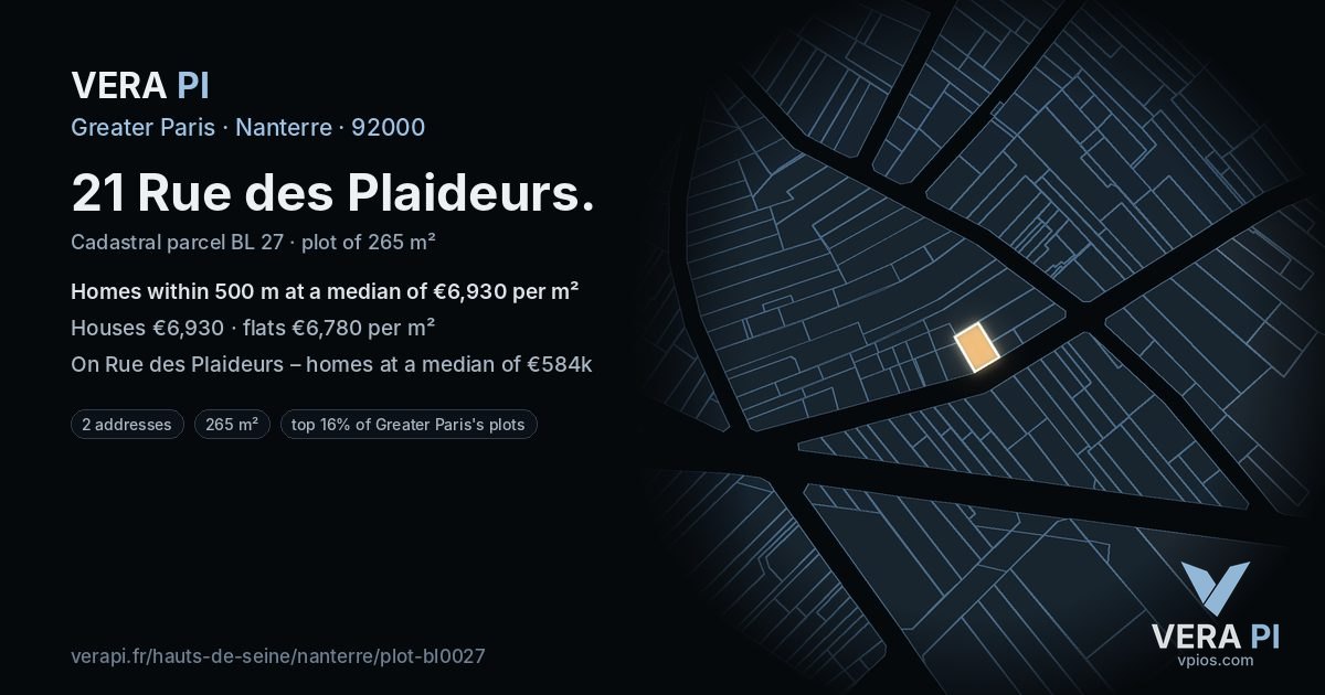 21 Rue des Plaideurs, Nanterre at night – the plot lit, the parcels around coloured by the prices near them