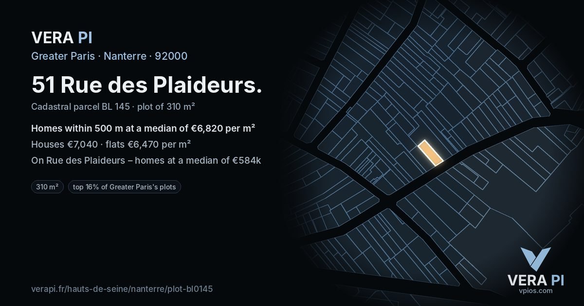 51 Rue des Plaideurs, Nanterre at night – the plot lit, the parcels around coloured by the prices near them