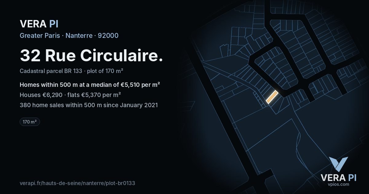 32 Rue Circulaire, Nanterre at night – the plot lit, the parcels around coloured by the prices near them