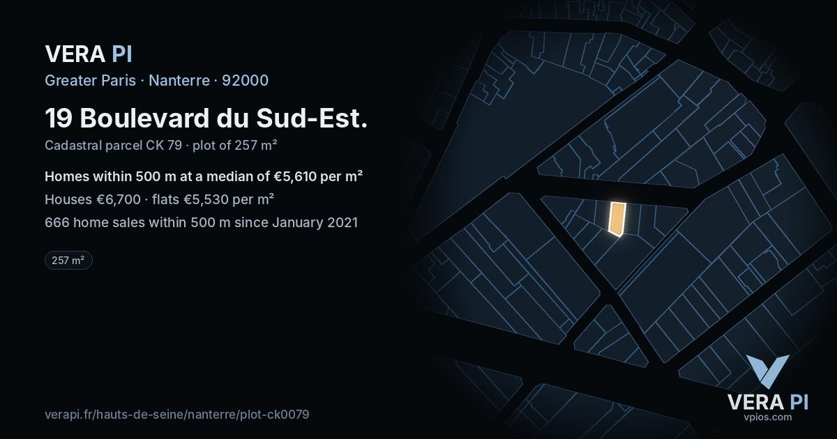 19 Boulevard du Sud-Est, Nanterre at night – the plot lit, the parcels around coloured by the prices near them
