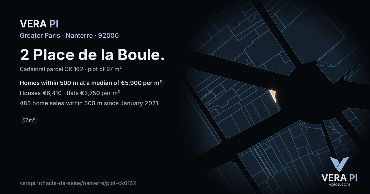2 Place de la Boule, Nanterre at night – the plot lit, the parcels around coloured by the prices near them