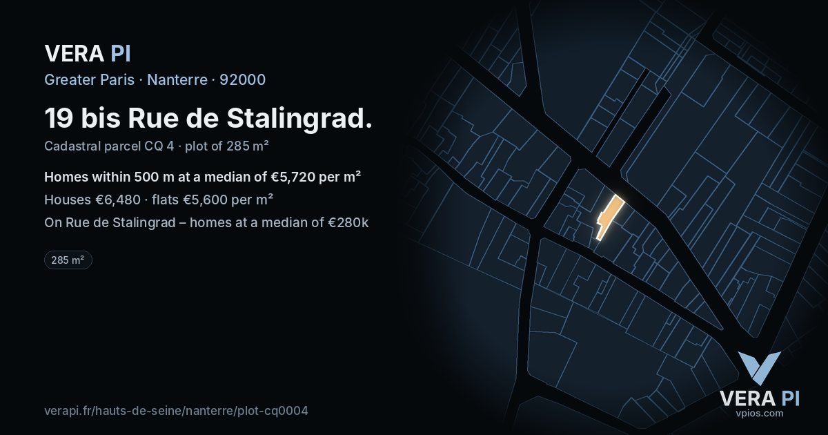 19 bis Rue de Stalingrad, Nanterre at night – the plot lit, the parcels around coloured by the prices near them