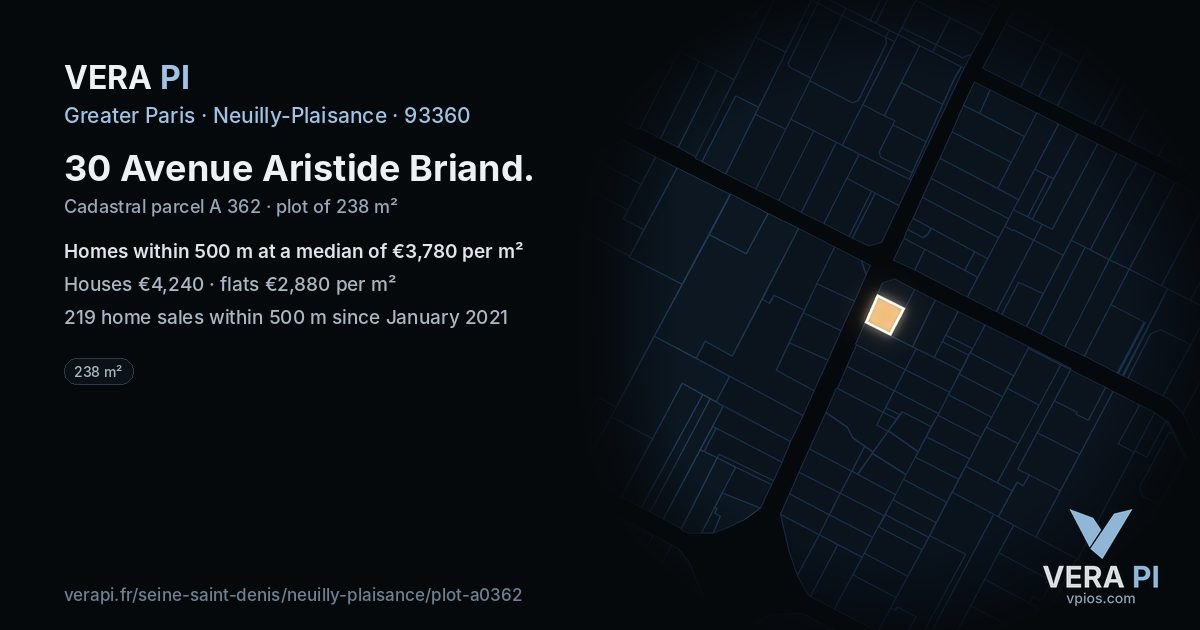 30 Avenue Aristide Briand, Neuilly-Plaisance at night – the plot lit, the parcels around coloured by the prices near them