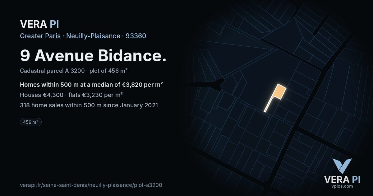 9 Avenue Bidance, Neuilly-Plaisance at night – the plot lit, the parcels around coloured by the prices near them