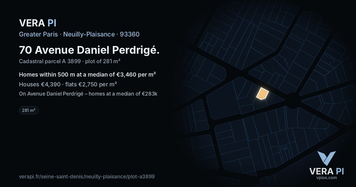70 Avenue Daniel Perdrigé, Neuilly-Plaisance at night – the plot lit, the parcels around coloured by the prices near them