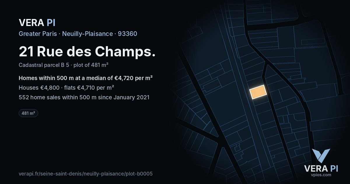 21 Rue des Champs, Neuilly-Plaisance at night – the plot lit, the parcels around coloured by the prices near them