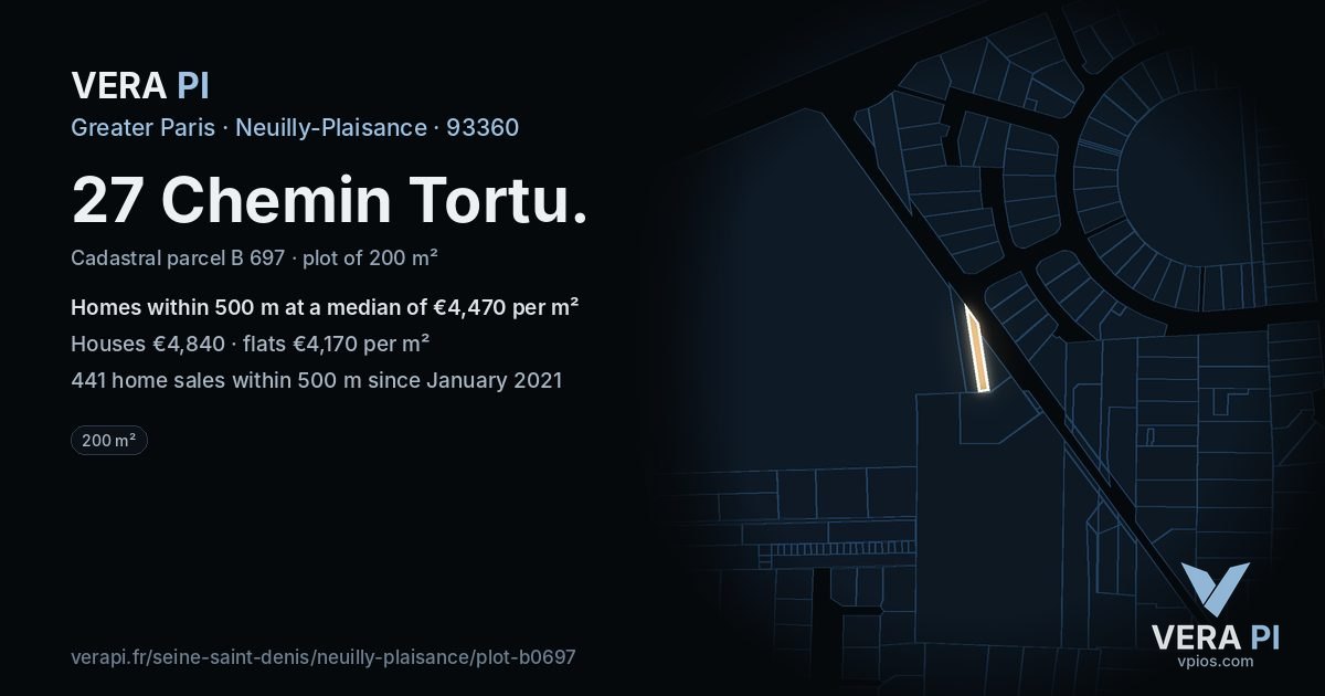 27 Chemin Tortu, Neuilly-Plaisance at night – the plot lit, the parcels around coloured by the prices near them