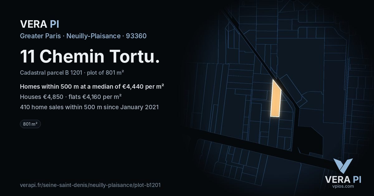 11 Chemin Tortu, Neuilly-Plaisance at night – the plot lit, the parcels around coloured by the prices near them
