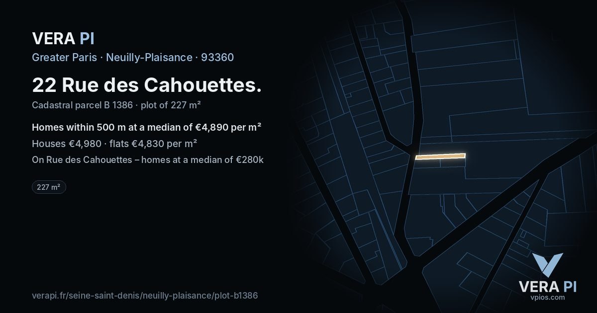 22 Rue des Cahouettes, Neuilly-Plaisance at night – the plot lit, the parcels around coloured by the prices near them