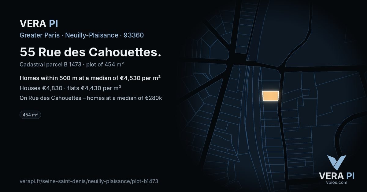 55 Rue des Cahouettes, Neuilly-Plaisance at night – the plot lit, the parcels around coloured by the prices near them