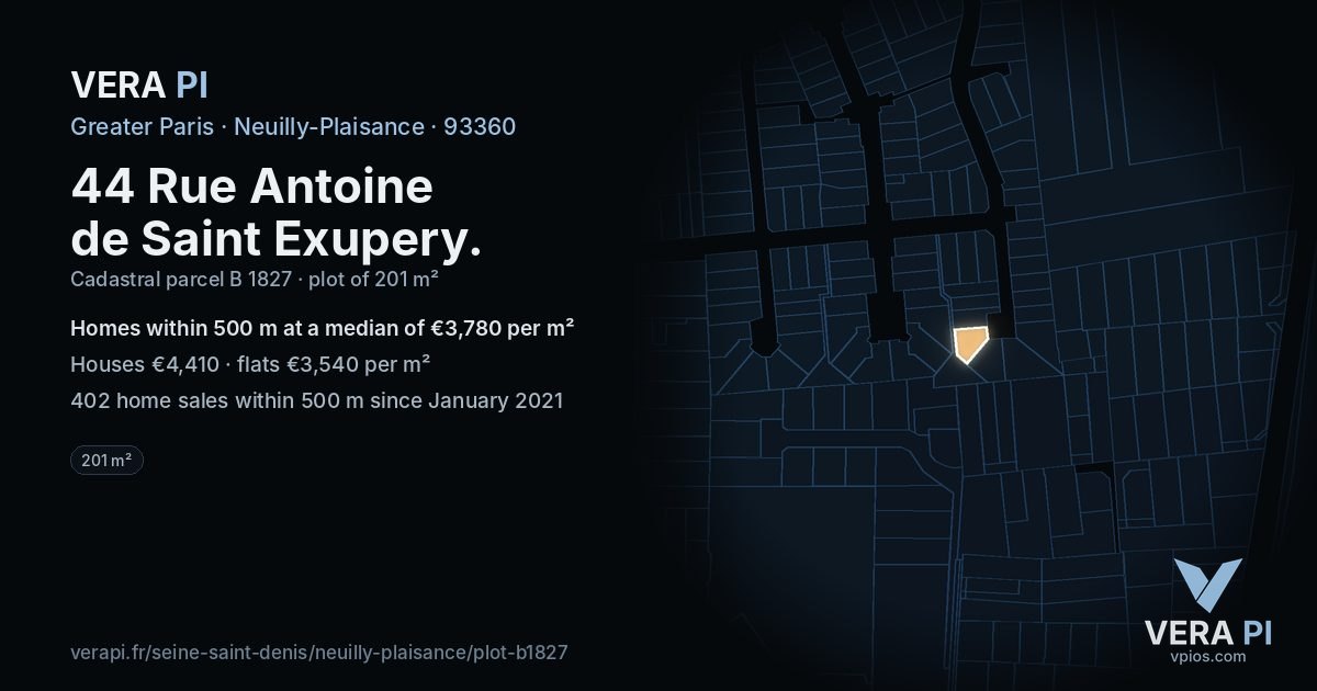 44 Rue Antoine de Saint Exupery, Neuilly-Plaisance at night – the plot lit, the parcels around coloured by the prices near them