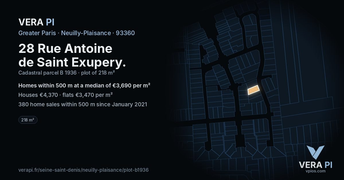 28 Rue Antoine de Saint Exupery, Neuilly-Plaisance at night – the plot lit, the parcels around coloured by the prices near them