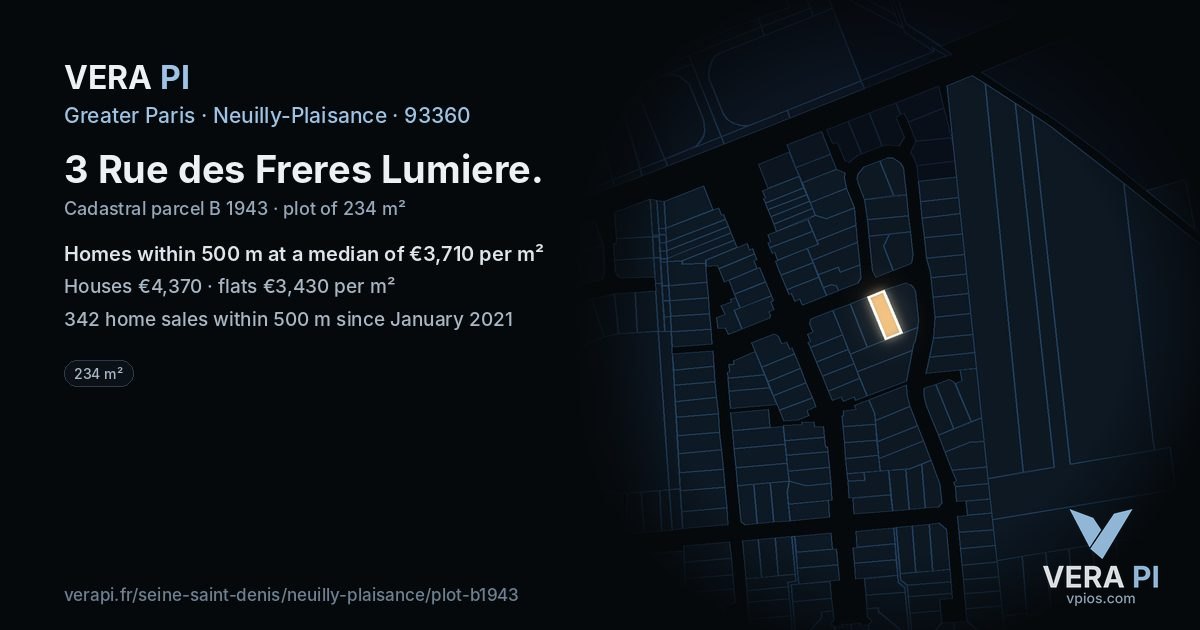 3 Rue des Freres Lumiere, Neuilly-Plaisance at night – the plot lit, the parcels around coloured by the prices near them