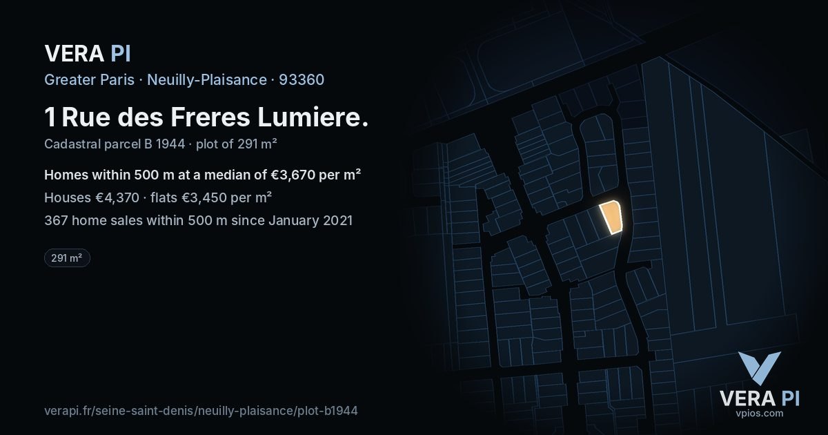 1 Rue des Freres Lumiere, Neuilly-Plaisance at night – the plot lit, the parcels around coloured by the prices near them