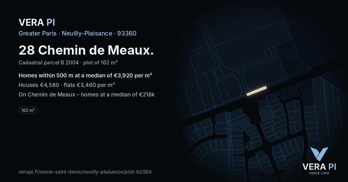 28 Chemin de Meaux, Neuilly-Plaisance at night – the plot lit, the parcels around coloured by the prices near them