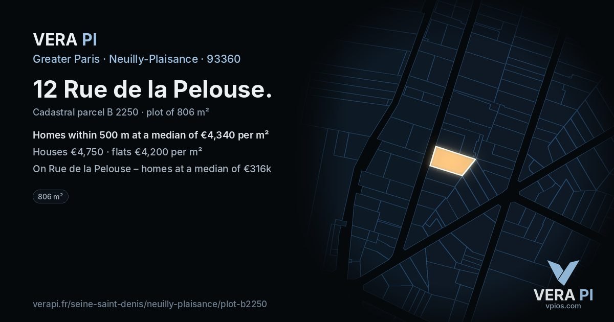 12 Rue de la Pelouse, Neuilly-Plaisance at night – the plot lit, the parcels around coloured by the prices near them