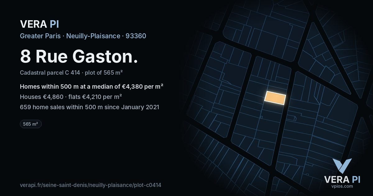 8 Rue Gaston, Neuilly-Plaisance at night – the plot lit, the parcels around coloured by the prices near them