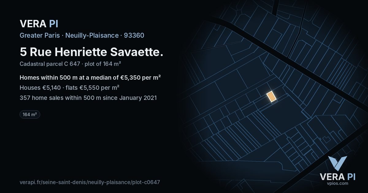 5 Rue Henriette Savaette, Neuilly-Plaisance at night – the plot lit, the parcels around coloured by the prices near them