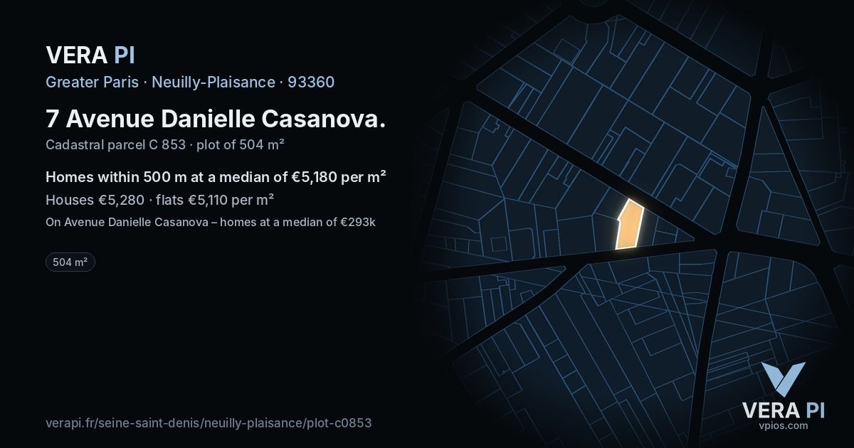 7 Avenue Danielle Casanova, Neuilly-Plaisance at night – the plot lit, the parcels around coloured by the prices near them