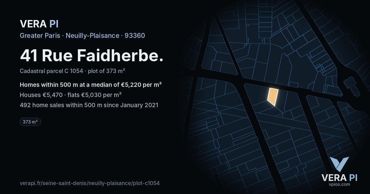 41 Rue Faidherbe, Neuilly-Plaisance at night – the plot lit, the parcels around coloured by the prices near them