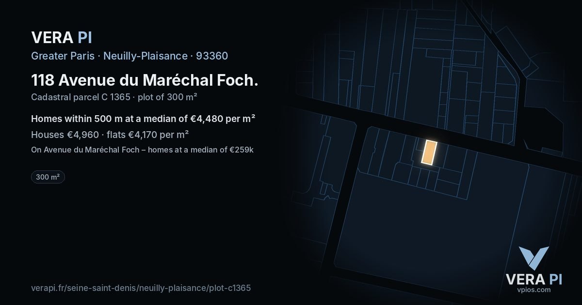 118 Avenue du Maréchal Foch, Neuilly-Plaisance at night – the plot lit, the parcels around coloured by the prices near them