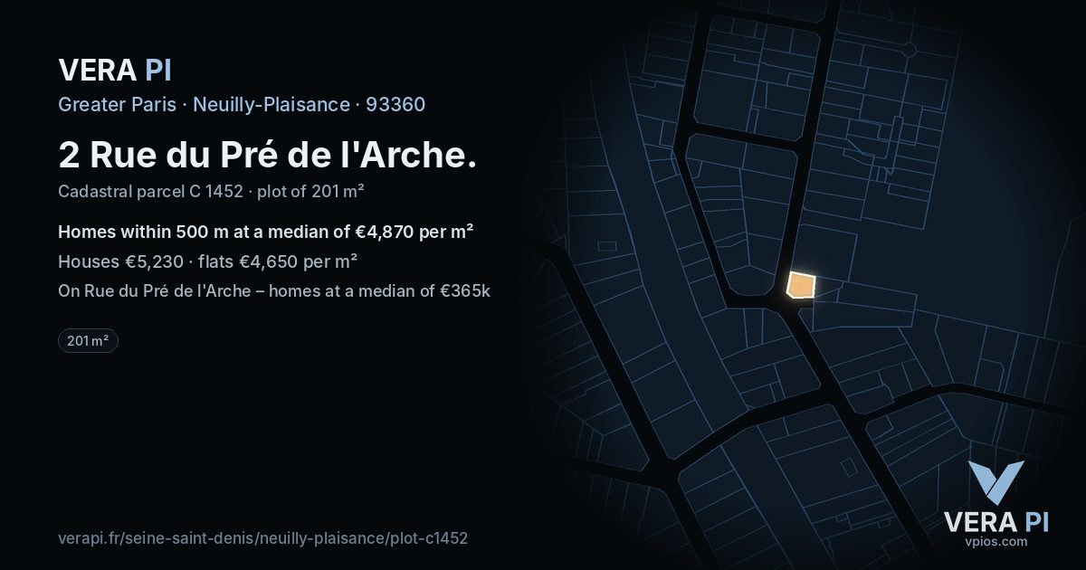 2 Rue du Pré de l'Arche, Neuilly-Plaisance at night – the plot lit, the parcels around coloured by the prices near them