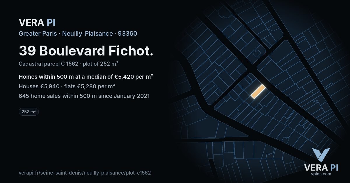 39 Boulevard Fichot, Neuilly-Plaisance at night – the plot lit, the parcels around coloured by the prices near them