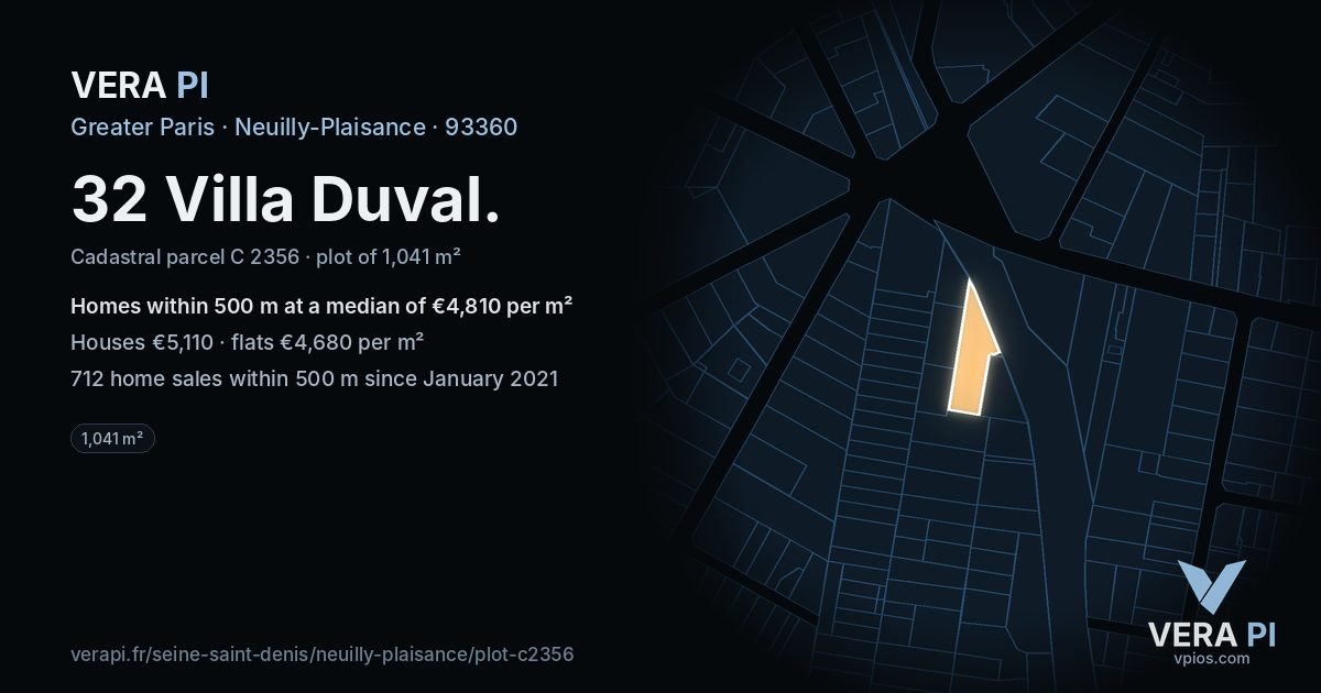 32 Villa Duval, Neuilly-Plaisance at night – the plot lit, the parcels around coloured by the prices near them