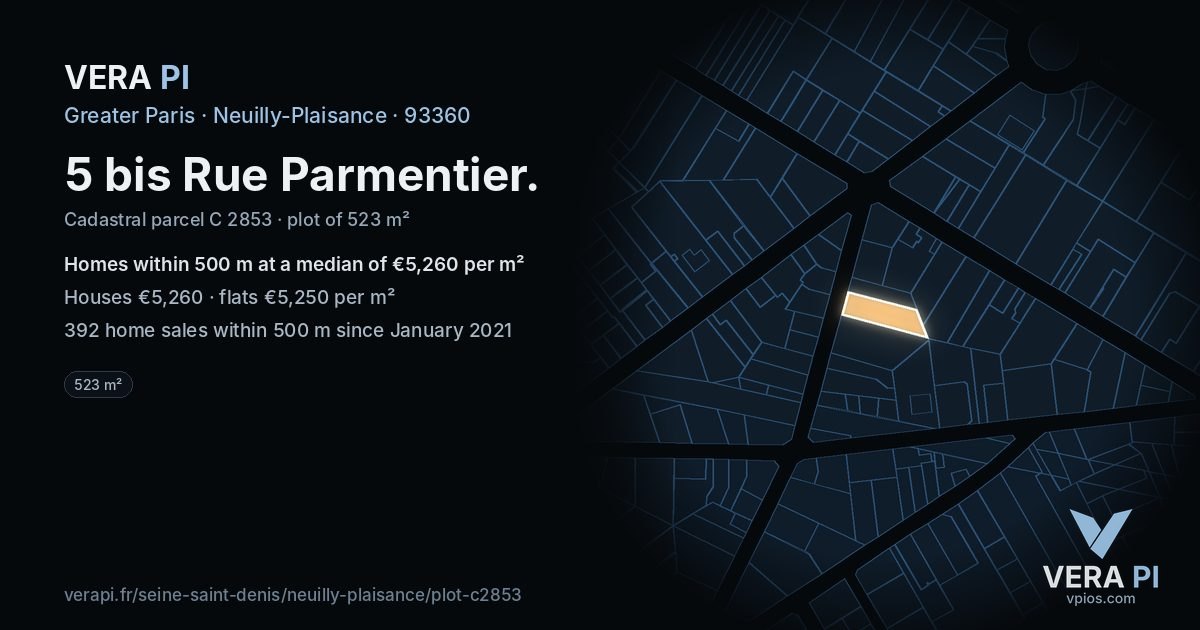 5 bis Rue Parmentier, Neuilly-Plaisance at night – the plot lit, the parcels around coloured by the prices near them