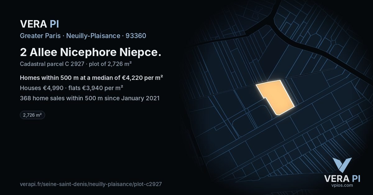 2 Allee Nicephore Niepce, Neuilly-Plaisance at night – the plot lit, the parcels around coloured by the prices near them
