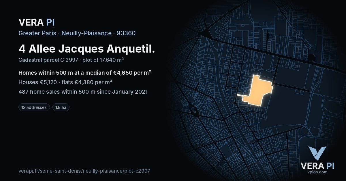 4 Allee Jacques Anquetil, Neuilly-Plaisance at night – the plot lit, the parcels around coloured by the prices near them