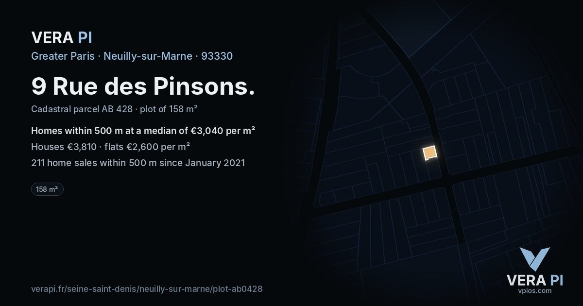 9 Rue des Pinsons, Neuilly-sur-Marne at night – the plot lit, the parcels around coloured by the prices near them
