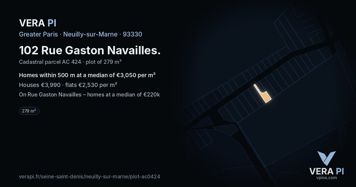 102 Rue Gaston Navailles, Neuilly-sur-Marne at night – the plot lit, the parcels around coloured by the prices near them
