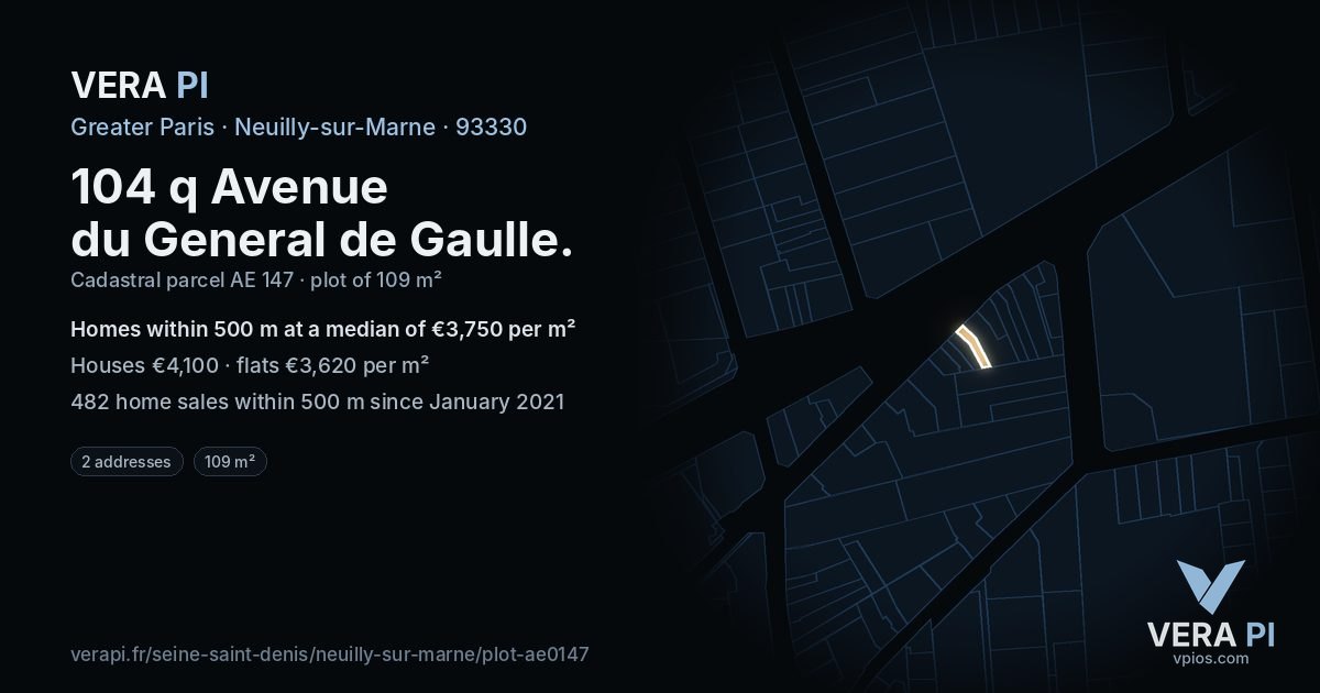 104 q Avenue du General de Gaulle, Neuilly-sur-Marne at night – the plot lit, the parcels around coloured by the prices near them