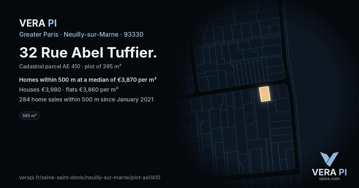 32 Rue Abel Tuffier, Neuilly-sur-Marne at night – the plot lit, the parcels around coloured by the prices near them