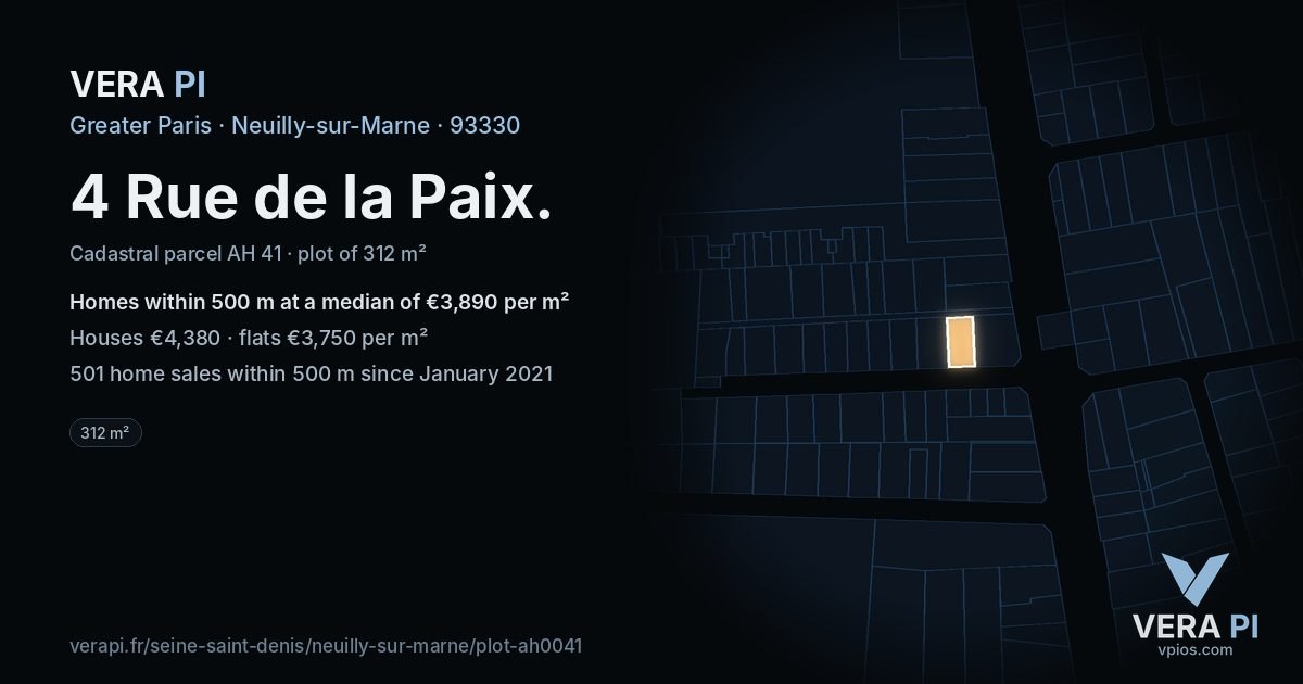 4 Rue de la Paix, Neuilly-sur-Marne at night – the plot lit, the parcels around coloured by the prices near them