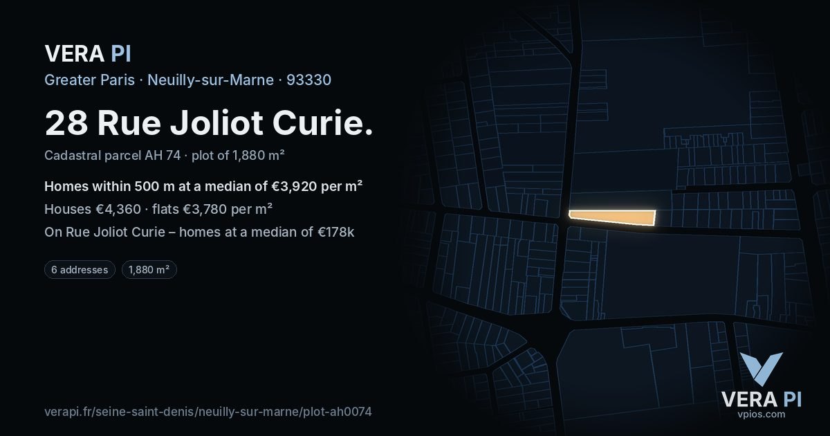 28 Rue Joliot Curie, Neuilly-sur-Marne at night – the plot lit, the parcels around coloured by the prices near them