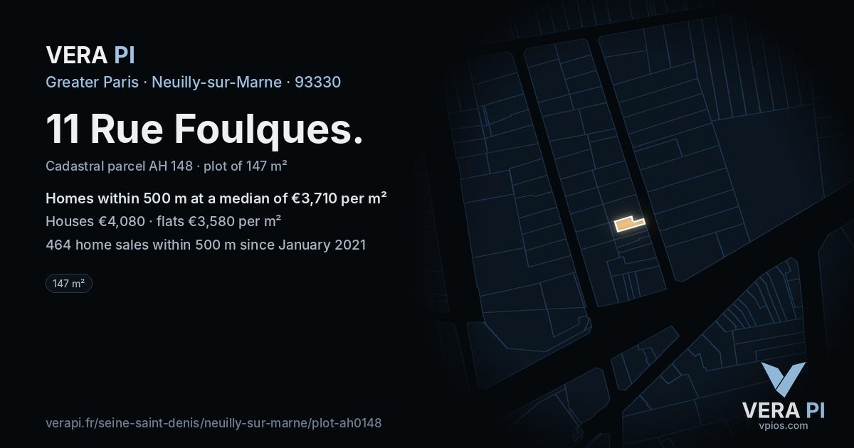 11 Rue Foulques, Neuilly-sur-Marne at night – the plot lit, the parcels around coloured by the prices near them