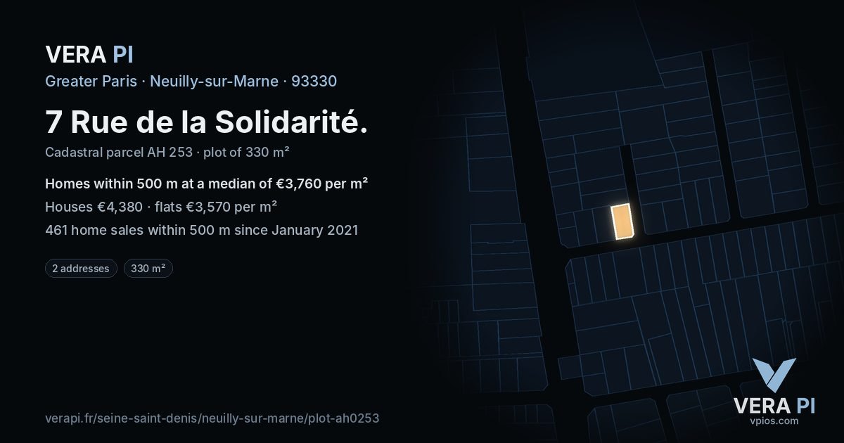 7 Rue de la Solidarité, Neuilly-sur-Marne at night – the plot lit, the parcels around coloured by the prices near them