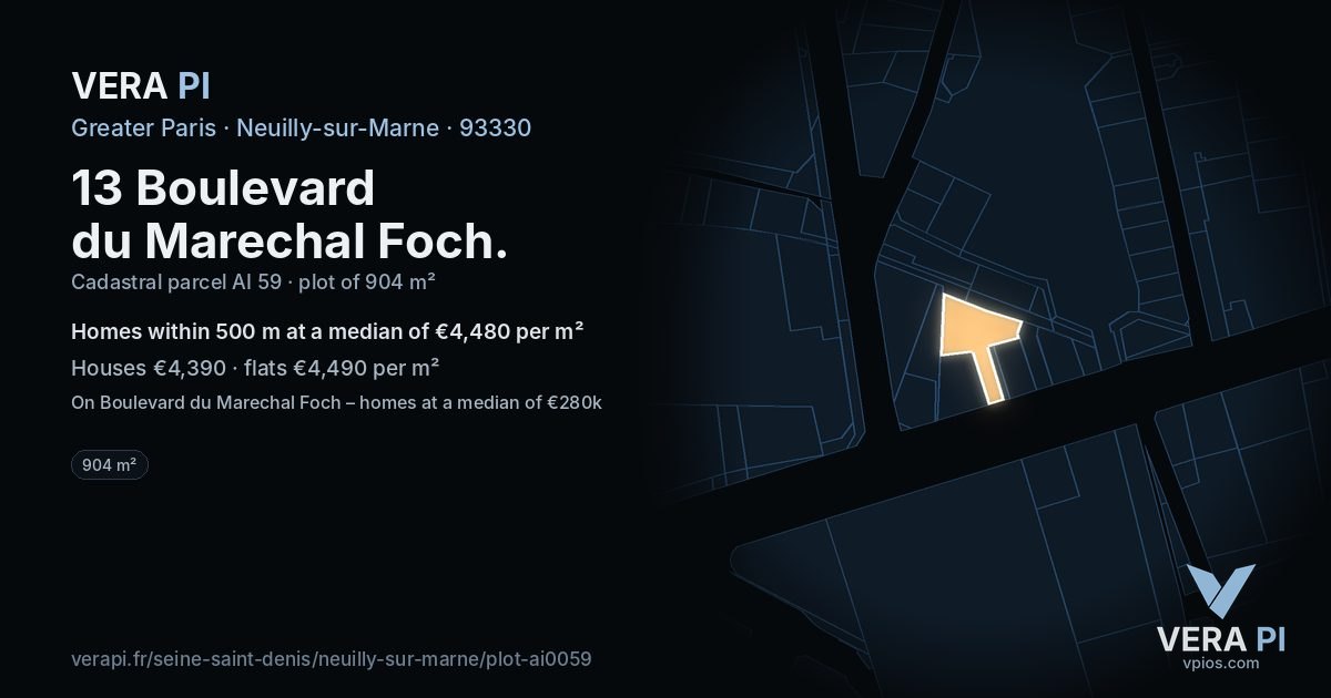 13 Boulevard du Marechal Foch, Neuilly-sur-Marne at night – the plot lit, the parcels around coloured by the prices near them