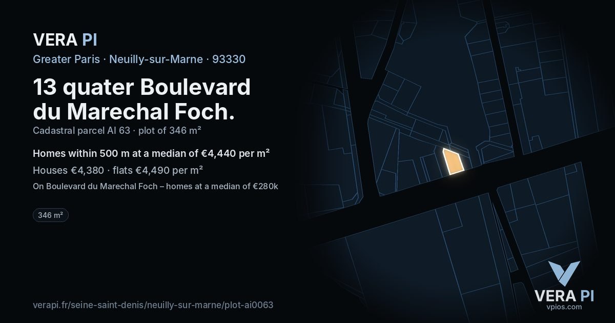 13 quater Boulevard du Marechal Foch, Neuilly-sur-Marne at night – the plot lit, the parcels around coloured by the prices near them