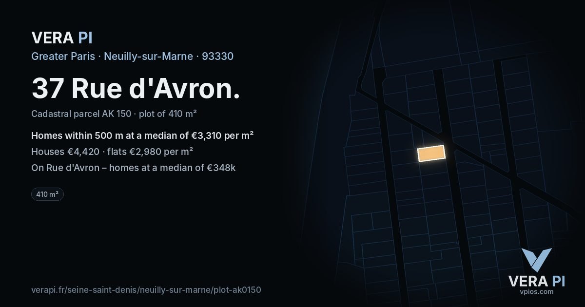 37 Rue d'Avron, Neuilly-sur-Marne at night – the plot lit, the parcels around coloured by the prices near them