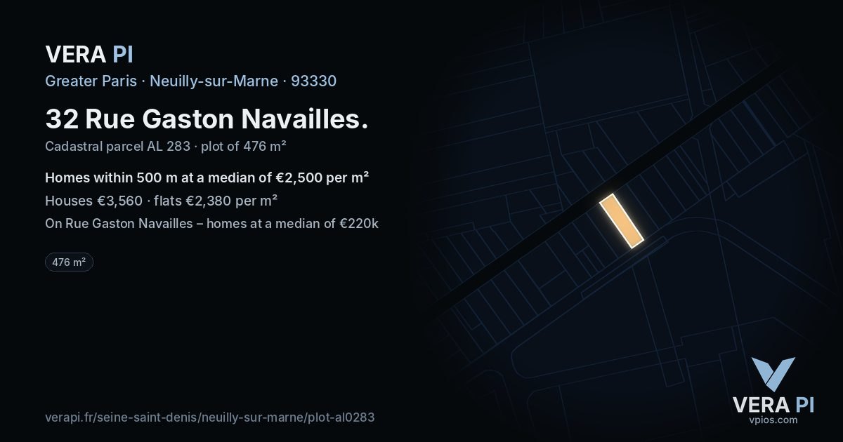 32 Rue Gaston Navailles, Neuilly-sur-Marne at night – the plot lit, the parcels around coloured by the prices near them