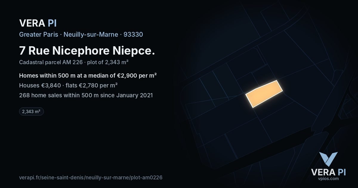 7 Rue Nicephore Niepce, Neuilly-sur-Marne at night – the plot lit, the parcels around coloured by the prices near them